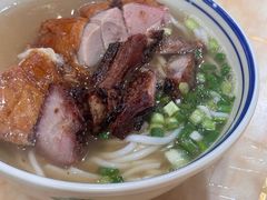-香辉食馆(新兴路店)