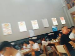 -乡村基(北部新区泰山大道餐厅)