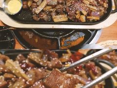 -肥肥虾庄·金牌油焖大虾(杨园滨江时代walk店)
