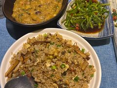 -香巴拉云南餐厅(华莱坞店)