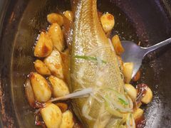 八分钟砂锅焗黄鱼-有喜胶东小馆(太申祥和店)