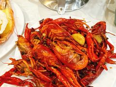 -金马门国际美食百汇(珞喻路店)