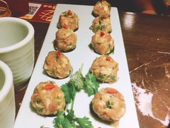 -红九格老火锅(三峡广场店)