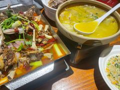 -琥珀老六龙虾(四里河店)