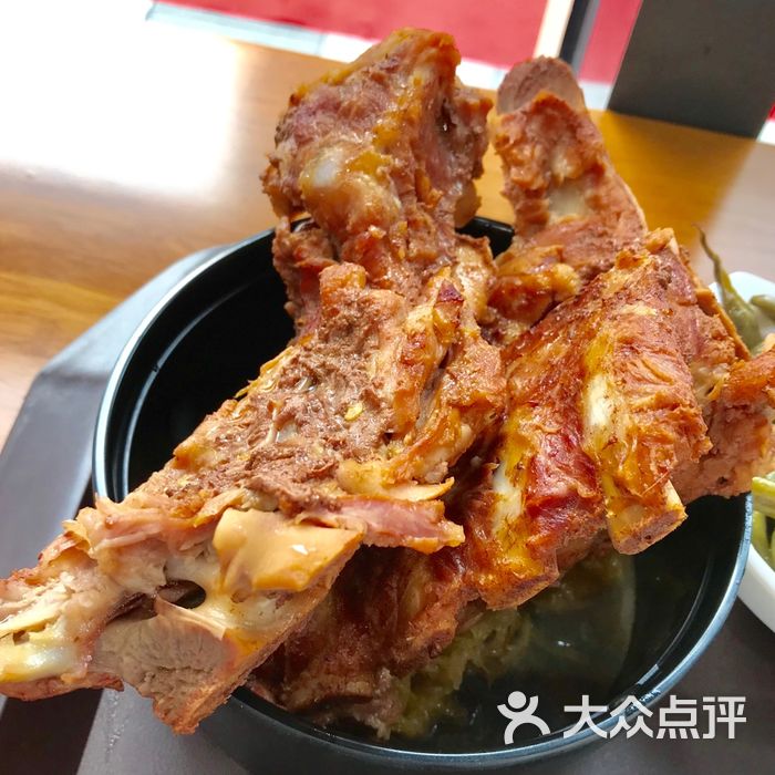 郑氏餐饮犟骨头排骨饭