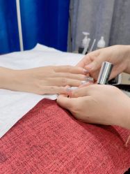 -爱空间美睫健康美甲