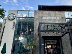 -星巴克(南宁民歌湖店)