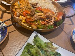 -臻鲜燕海鲜融合餐厅(金陵style店)