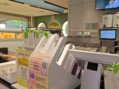 -奈雪的茶(亨特国际广场店)