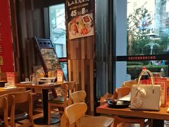 -华府九号海鲜烧烤大排档(龙域店)