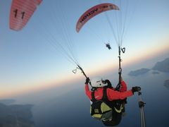 -费特希耶滑翔伞