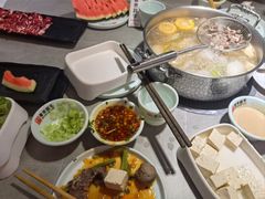 -宴全牛粤来越牛潮汕鲜牛肉火锅(海州万达广场店)