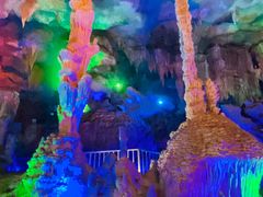 -泰安地下龙宫景区