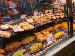 面包甜点陈列柜-巴黎贝甜(杨浦宝地店)