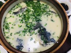 鱼头豆腐汤-旭龙鱼头王(航华店)