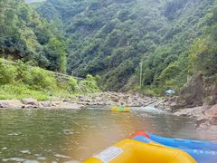 -安吉龙王山峡谷漂流