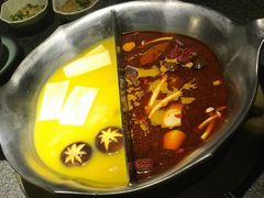 花胶鸡鸳鸯锅-湊湊火锅·茶憩(和平大悦城店)