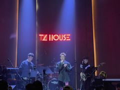 -TZ House音乐现场(来福士中心店)
