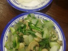 青菜炒蘑菇-阿扁杭州面(苗圃店)