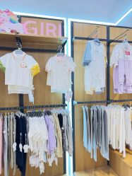 -爱婴室(上海紫荆广场店)