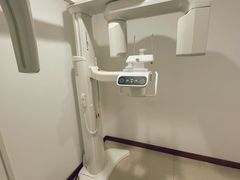 -维乐口腔(格林门诊长宁店)