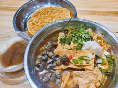 -柳州肥姨妈大骨螺蛳粉(曹路店)