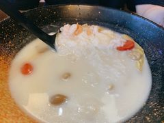 -梅龙镇广场