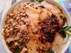 加肉片的米线-黄金娣米线(盛邦老店)
