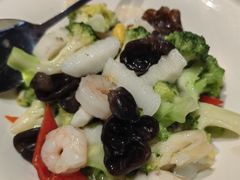 春色满园-大鸭梨烤鸭(望京店)