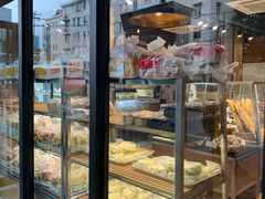 面包甜点陈列柜-苹果花园(乳山路店)