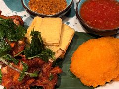 -浩海火燒雲傣家菜(芮欧百货店)