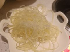 -三人行骨头王火锅(长寿店)