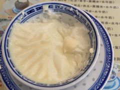 -广信牛奶甜品世家(台东店)