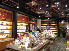 -西西弗书店&矢量咖啡(凯德晶萃广场店)