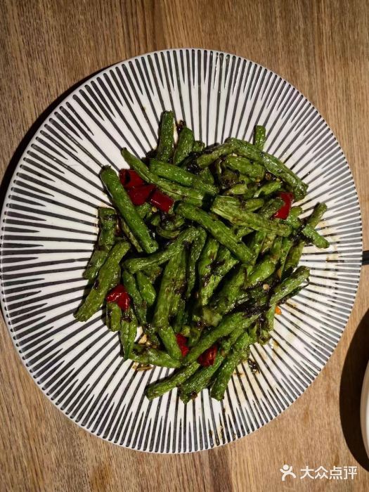 蜜桃餐厅·江浙融合菜(荟聚购物中心店)干煸四季豆图片