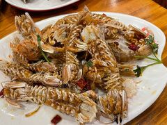 -老东镇啤酒屋海鲜加工·蒸汽海鲜·海鲜烧烤(台东店)