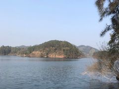 -华凌山庄·隐湖栖