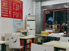 大堂-华记原味汤粉王(日东花园店)