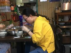 -内蒙焖面大盆骨餐馆(山大路店)