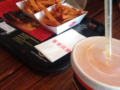 iphone_upload_pic-FATBURGER 特富客汉堡(外交公寓店)