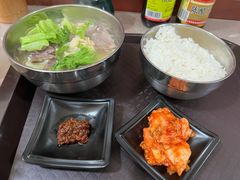 牛肉汤泡饭-吉林延边牛肉汤饭，大冷面