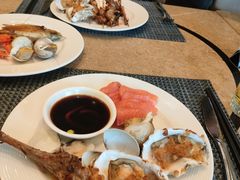 -怡聚轩全日制自助餐厅(大中华喜来登酒店)