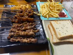 -兆辉木炭海鲜烧烤·海鲜小炒