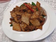 杏鲍菇炒牛柳-亢龙太子酒轩(东湖店)