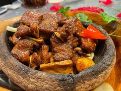 石锅牛仔骨-梧桐北京烤鸭·铜锅涮肉(海岸城店)