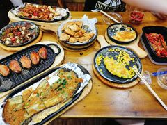 -老东镇啤酒屋海鲜加工·蒸汽海鲜·海鲜烧烤(台东店)