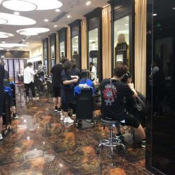 -八佰伴8008星级形象店