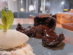 熔岩巧克力蛋糕配冰淇淋-EN SPACE恩空间