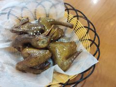 盐焗乳鸽-煲煲掂风味煲仔饭餐厅(西区店)