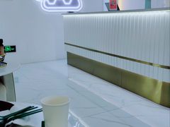 -银泰百货(厦门国贸中心店)